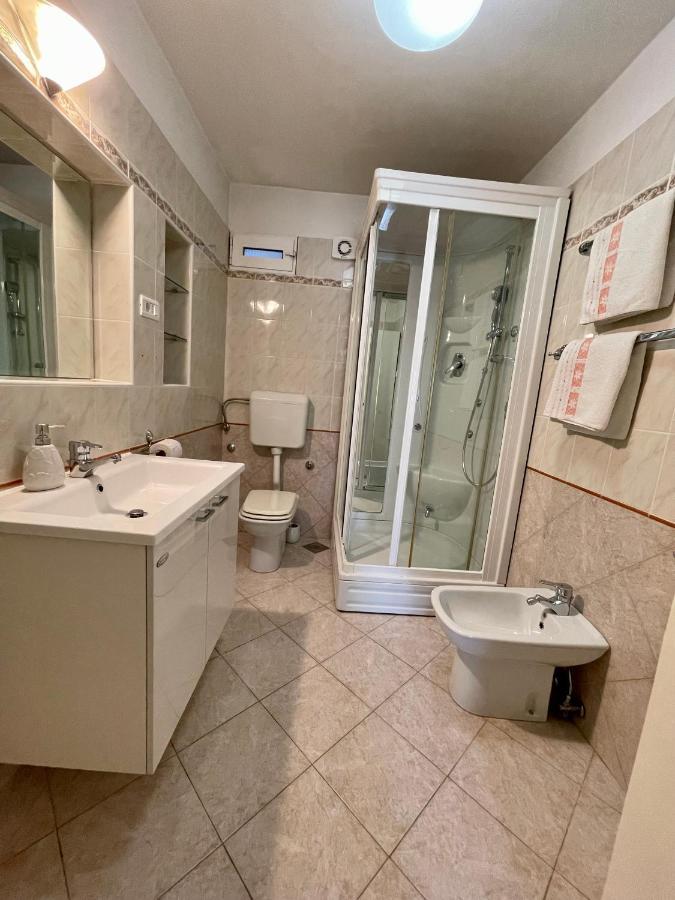 Apartments Matacin With Sea View أوباتيا المظهر الخارجي الصورة