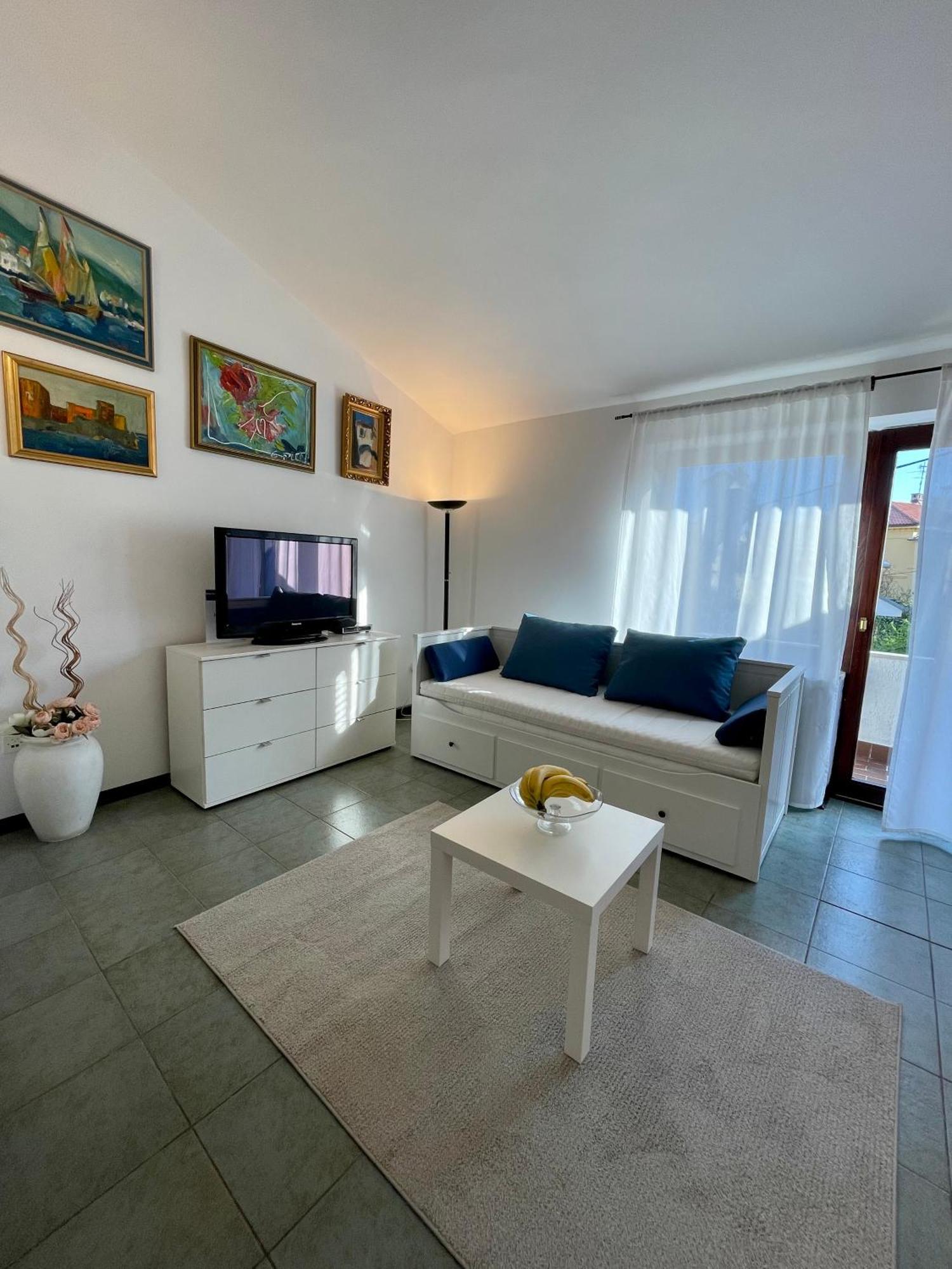 Apartments Matacin With Sea View أوباتيا الغرفة الصورة